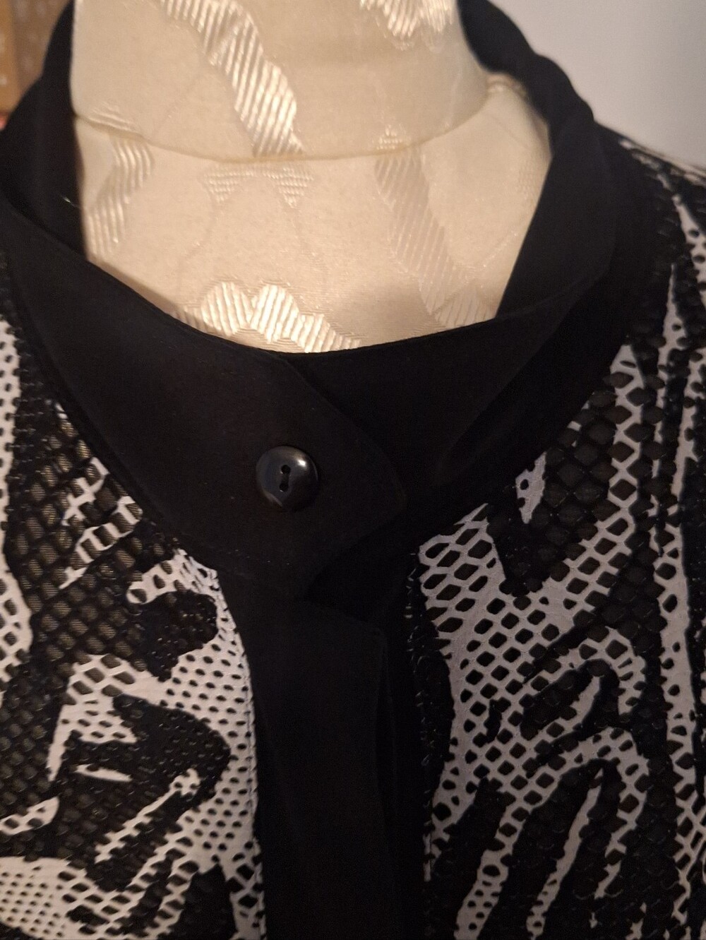 Joseph Ribkoff Mesh Button-Front Jacket - Picture 6 of 12